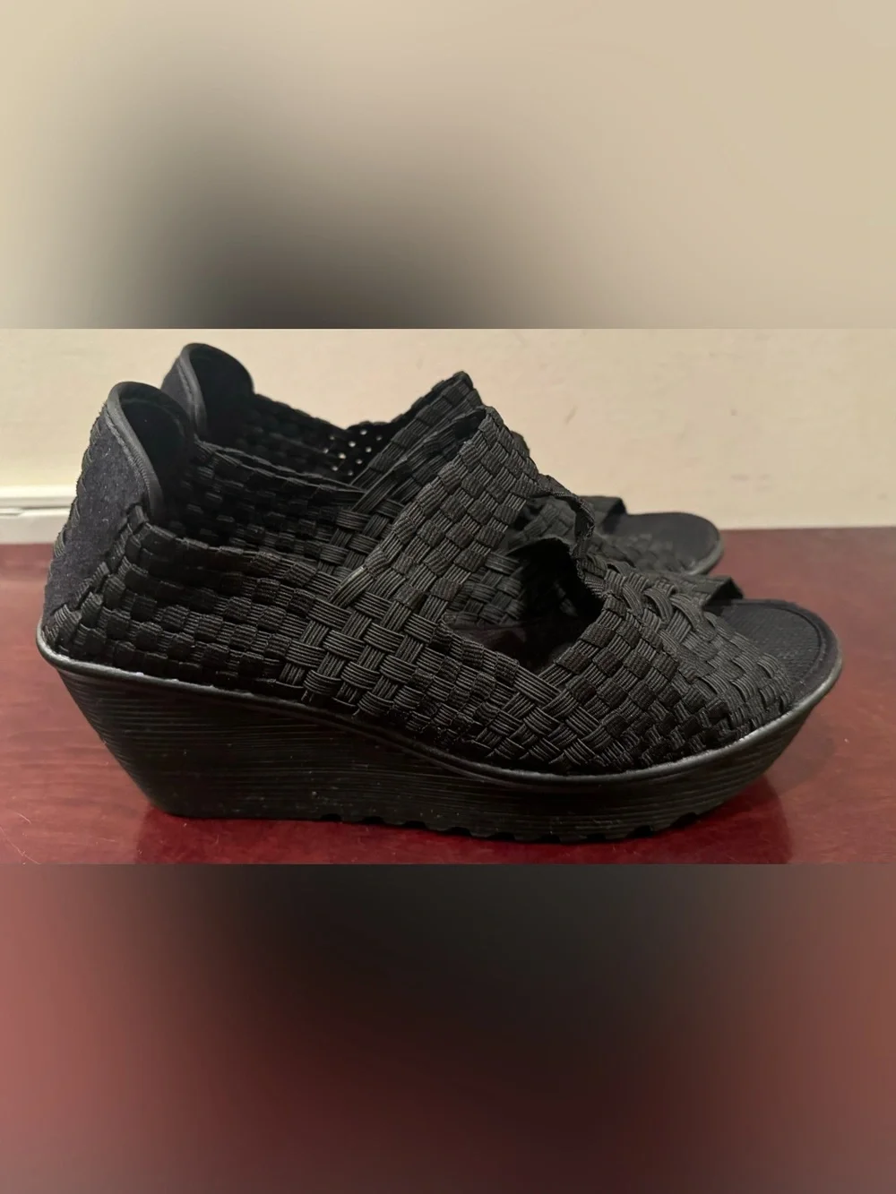 Women’s Black Woven Classic Wedge Slide On Shoe by White Mountain - Size 7.5